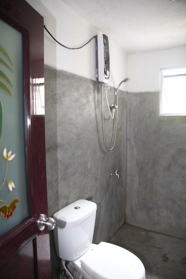 אלה Super Spot Guest House מראה חיצוני תמונה