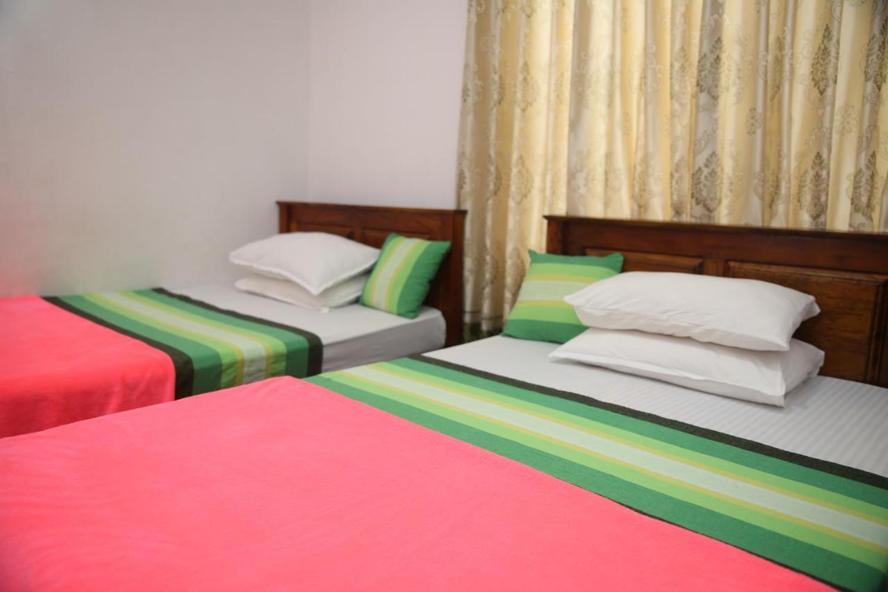 אלה Super Spot Guest House מראה חיצוני תמונה