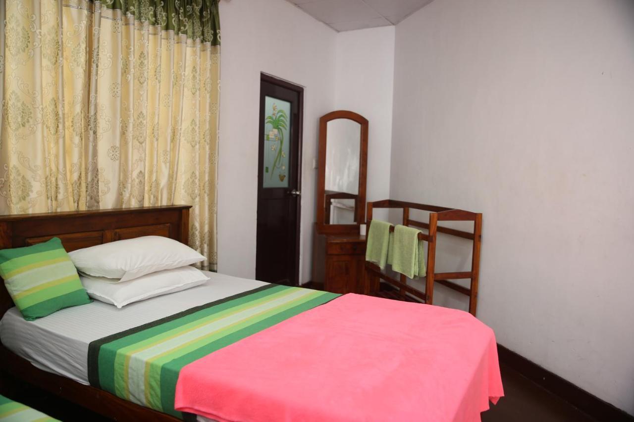 אלה Super Spot Guest House מראה חיצוני תמונה