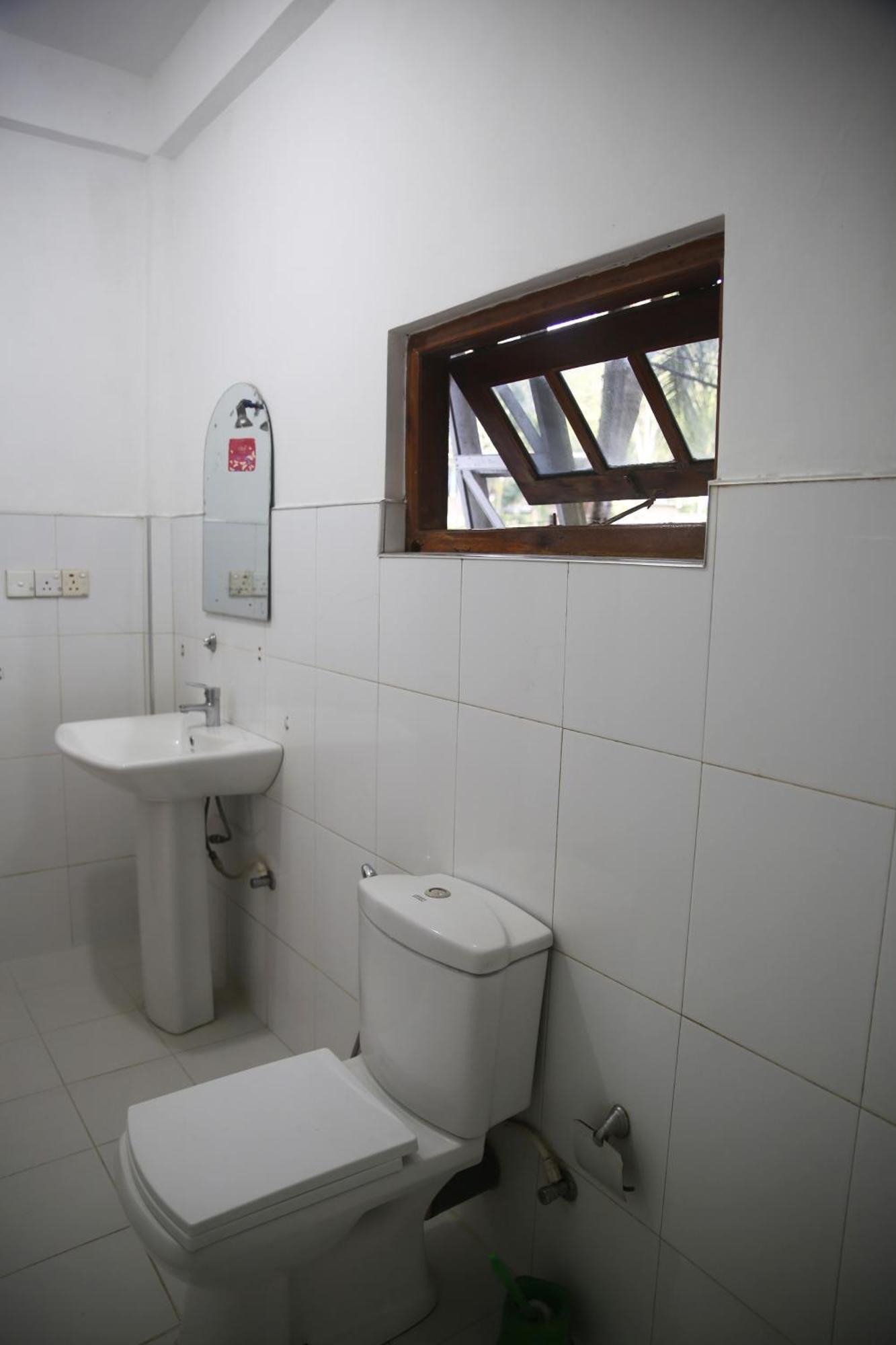 אלה Super Spot Guest House מראה חיצוני תמונה