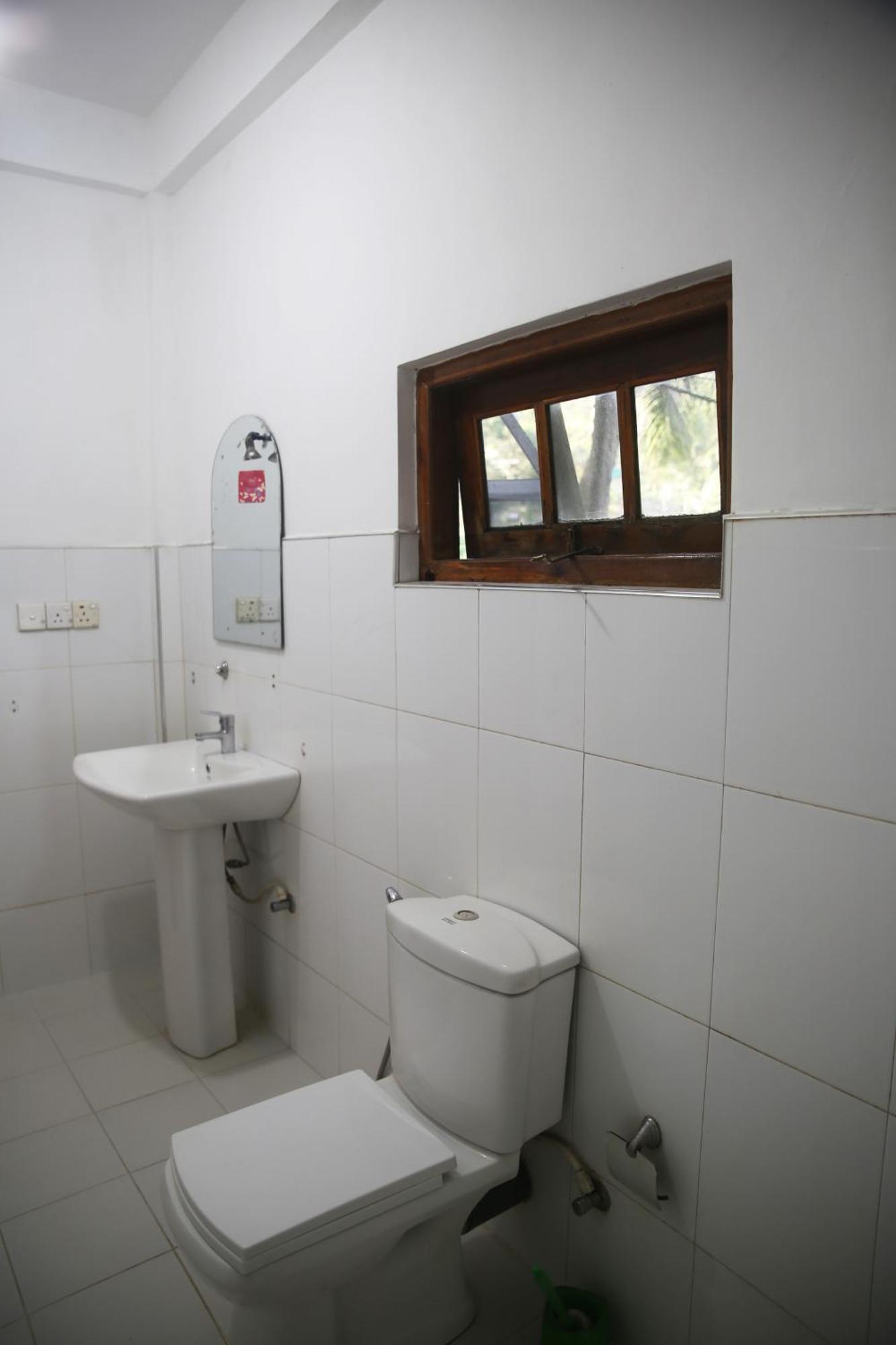 אלה Super Spot Guest House מראה חיצוני תמונה
