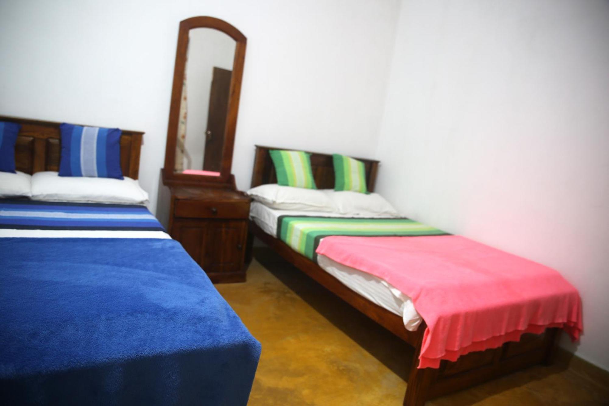 אלה Super Spot Guest House מראה חיצוני תמונה