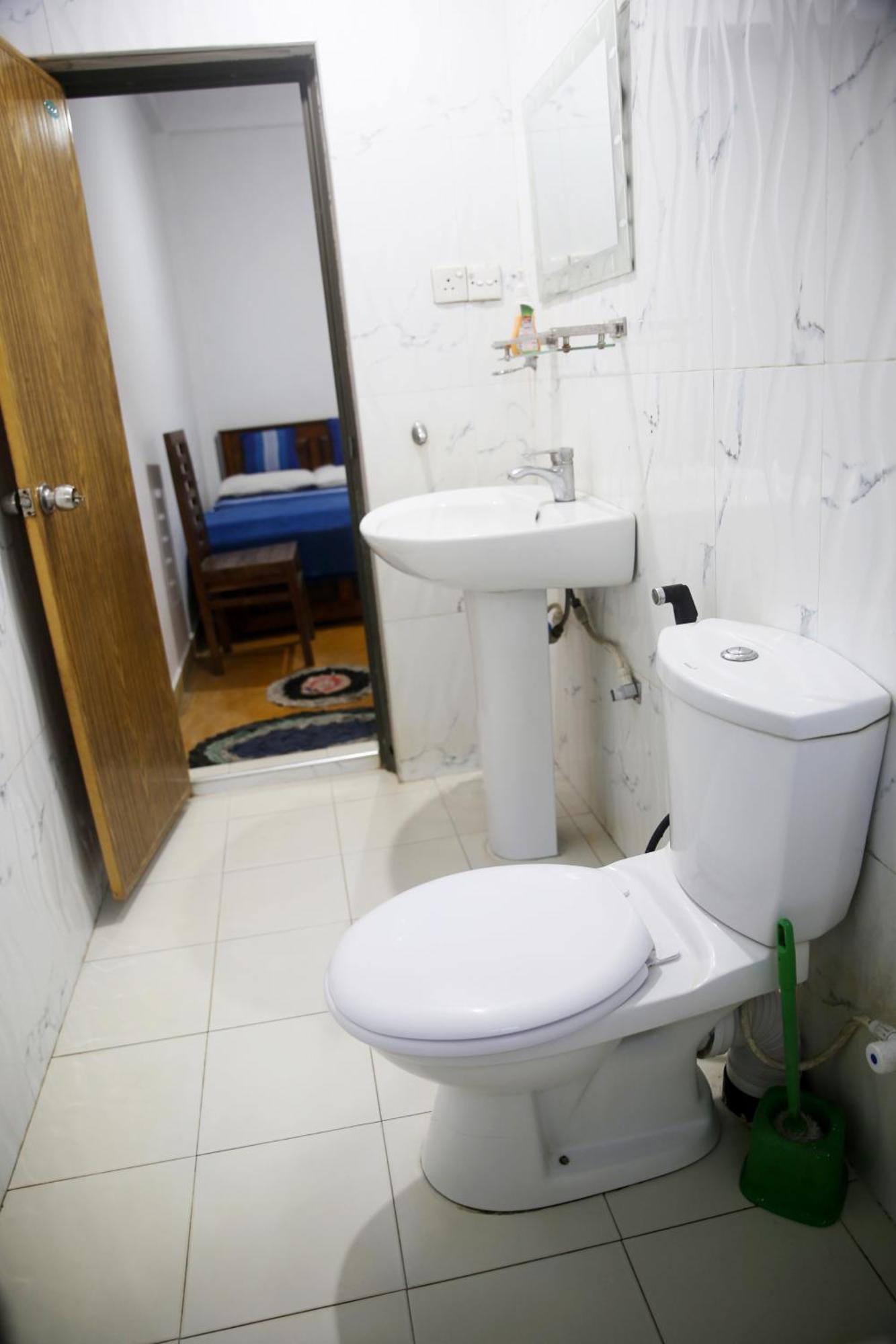 אלה Super Spot Guest House מראה חיצוני תמונה